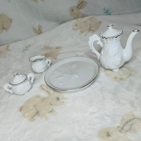 Vintage White Matte Floral/ Gold Edge Miniature Tea Set - Picture 2 of 3